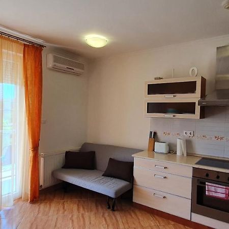 Bazsi Golden Beach Apartman Siofok Luaran gambar